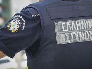 Φωτογραφία για Πάτρα: Άνδρας μπήκε με όπλο σε φαρμακείο - Τον εντόπισαν