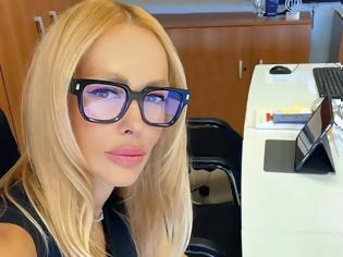 Φωτογραφία για Η Εμινέ Γεσίρ εντάσσεται στην Βarking Well Media