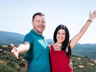 Φωτογραφία για Happy Traveller: Επιστρέφει για 10η χρόνια... - Πότε κάνει πρεμιέρα;