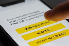 Η Ε.Ε.Ε ΒΑΖΕΙ ΤΕΛΟΣ ΣΕ ΕΝΟΛΗΤΙΚΟΥΣ ΝΟΜΟΥΣ ΓΙΑ ΤΑ...ΑΝΑΔΥΟΜΕΝΑ COOKIES