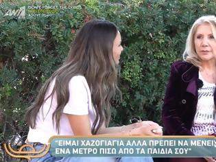 Φωτογραφία για Λίτσα Πατέρα για Ρούλα Κορομηλά: «Όταν έβλεπε τα νούμερα να πέφτουν, μας έβγαζε έξω να δώσουμε γραβάτες»