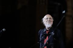 Πέθανε ο Διονύσης Σαββόπουλος: Ο «Νιόνιος» που σημάδεψε την ελληνική μουσική σκηνή