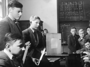 Φωτογραφία για H Φυσική υπό το άγρυπνο βλέμμα του Hitler