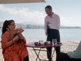 Φωτογραφία για «Το Σόι σου» επιστρέφει σήμερα στον Alpha - Δείτε φωτογραφίες από τα δύο πρώτα επεισόδια