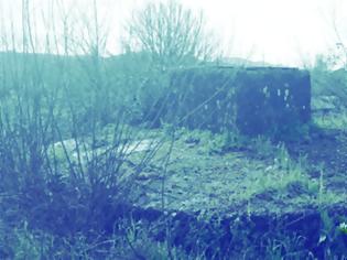 Φωτογραφία για To πηγάδι Κατρίλας: Μνημονικός τόπος του Μαχαιρά Ξηρομέρου  Γράφει η Μαρία Ν. Αγγέλη