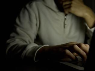 Φωτογραφία για Dark web: ΠΟΙΟΙ ΤΟ ΠΡΟΤΙΜΟΥΝ, ΟΙ ΚΙΝΔΥΝΟΙ ΚΑΙ ΟΙ ΕΠΙΘΕΣΕΙΣ ΣΤΟ INTERNET