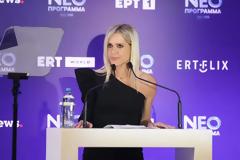 Αιφνιδιαστική παύση της Σύνθιας Σάπικα από τη θέση της Γενικής Διευθύντριας της ΕΡΤ3
