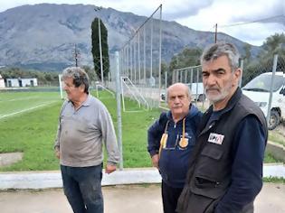 Φωτογραφία για Συνάντηση Δ.Σ Α.Ε Αλυζίας με τον Αντιδήμαρχο Στέλιο Σιδερά για την πρόοδο των εργασιών στις εγκαταστάσεις του γηπέδου  Κανδήλας.