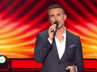 Φωτογραφία για Γιώργος Καπουτζίδης για Έλενα Παπαρίζου: «Οι γιατροί μας καθησυχάζουν»