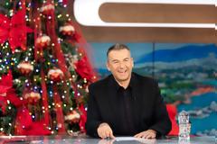 «Το Πρωινό» φοράει τα γιορτινά και μας προσκαλεί σε μια ξεχωριστή παραμονή Χριστουγέννων