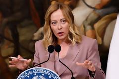 Μελόνι: Ήρθε η ώρα η Ευρώπη να μιλήσει με τη Ρωσία