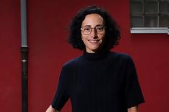 Λούση Αβρααμίδου: Οι μεγάλες εταιρείες ΑΙ αποτελούν ένα σύγχρονο παράδειγμα τεχνοφασισμού και συγκεντρωτισμού