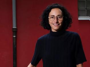 Φωτογραφία για Λούση Αβρααμίδου: Οι μεγάλες εταιρείες ΑΙ αποτελούν ένα σύγχρονο παράδειγμα τεχνοφασισμού και συγκεντρωτισμού