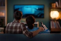 Αποκαλυπτικό: Στο τραπέζι κωμική σειρά και σειρά μυστηρίου με αυτοτελή επεισόδια...