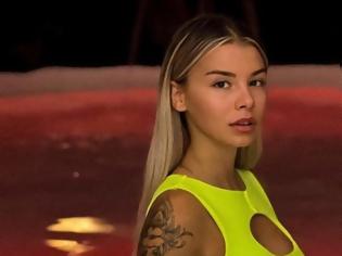 Φωτογραφία για Modern Cinderella: Από το YouTube στην τηλεόραση με δική της εκπομπή στο OPEN