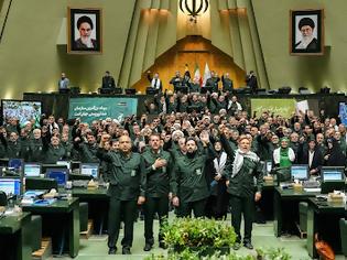 Φωτογραφία για Αγορές στοιχημάτων: Πότε «βλέπουν» πιθανή την κατάρρευση του καθεστώτος στο Ιράν