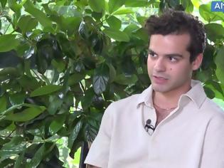 Φωτογραφία για Γιάννης Τσουμαράκης: Τα bloopers στο «Έχω Παιδιά», η Γιόγκα και η συγκίνηση για την «Αστόρια»