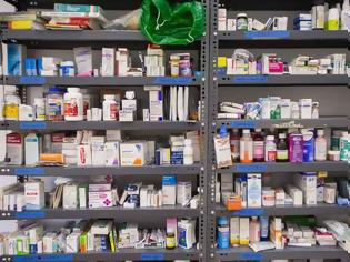 Φωτογραφία για Φαρμακοποιός στη Θεσσαλονίκη εισέπραξε παράνομα 2.537 ευρώ από ανύπαρκτες εκτελέσεις συνταγών