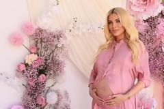 Γέννησε η Κατερίνα Καινούργιου!