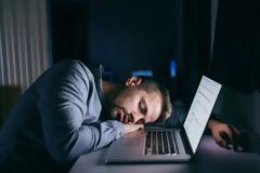 Ασθενείς με ναρκοληψία ζητούν άμεση πρόσβαση στα φάρμακά τους μέσω των ιδιωτικών φαρμακείων