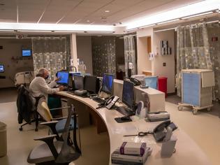 Φωτογραφία για ΕΟΔΥ: 3 θάνατοι ασθενών με CoViD - Υποχωρούν νοσηλείες και θετικότητα