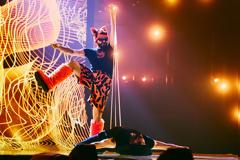 Αποθέωση για τον Ακύλα στη σκηνή της Eurovision – Εντυπωσίασε το «Ferto», αλλά η σκηνοθεσία άφησε ερωτήματα - Δείτε την εμφάνιση σε Video