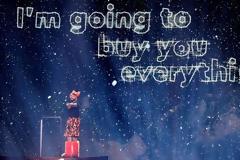 Eurovision 2026 - Αποθέωση για την ελληνική συμμετοχή: Ο Ακύλας και το «Ferto» συγκινούν με το βαθύ μήνυμά τους