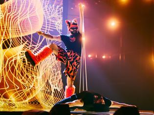 Φωτογραφία για Eurovision 2026: Ο Ακύλας ξεσήκωσε το κοινό στον μεγάλο τελικό – Αποθεωτική εμφάνιση για το «Ferto»