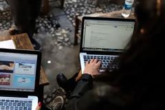 INTERNET: ΠΩΣ ΑΠΟΚΑΥΛΤΠΤΟΥΜΕ ΔΕΔΟΜΕΝΑ ΚΑΙ ΠΛΗΡΟΦΟΡΙΕΣ ΜΑΣ ΣΕ ΑΠΑΤΕΩΝΕΣ ΑΘΕΛΑ ΜΑΣ