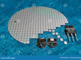 Φωτογραφία για Imec, TSMC και ASML ΦΕΡΝΟΥΝ ΕΠΑΝΑΣΤΑΣΗ ΣΤΑ ΤΡΑΝΤΖΙΣΤΟΡ 2D υλικών  ΜΕ wafer 300 mm, με βήμα 50 nm