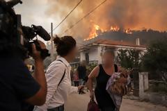 Πυρκαγιές και τηλεοπτική κάλυψη: Κάπου ανάμεσα στην ενημέρωση και στην ανθρώπινη αγωνία χρειάζεται ένα όριο