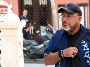 Φωτογραφία για Αποκλειστικό: Ξεκίνησε γυρίσματα ο Γιάννης Ζουγανέλης - Πώς θα λένε την εκπομπή του OPEN;