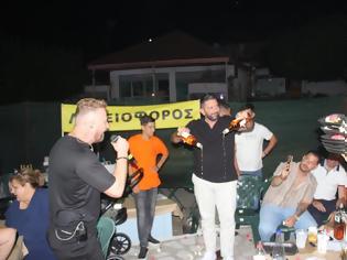 Φωτογραφία για «Μια βραδιά που θα μείνει αξέχαστη –  Πλήθος κόσμου και ατελείωτο γλέντι στην Χρυσοβιτσα Ξηρομερου