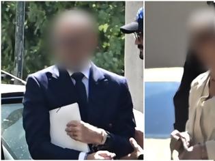 Φωτογραφία για Γιώργος Μαζωνάκης: Προφυλακίστηκαν οι δύο γιατροί μετά τις πολύωρες απολογίες