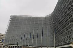 80% των smartphones ΔΕΝ ΠΑΡΕΧΟΥΝ ΥΠΟΧΡΕΩΤΙΚΕΣ ΕΠΙΣΚΕΥΕΣ ΣΤΟΥΣ ΤΕΛΙΚΟΥΣ ΑΠΟΔΕΚΤΕΣ