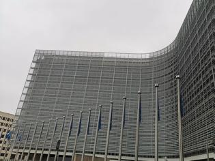 Φωτογραφία για 80% των smartphones ΔΕΝ ΠΑΡΕΧΟΥΝ ΥΠΟΧΡΕΩΤΙΚΕΣ ΕΠΙΣΚΕΥΕΣ ΣΤΟΥΣ ΤΕΛΙΚΟΥΣ ΑΠΟΔΕΚΤΕΣ