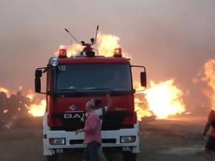 Φωτογραφία για Yπό μερικό έλεγχο η πυρκαγιά στη Μεταξάδα Μεσσηνίας
