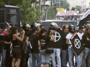 Φωτογραφία για Άγριο ξύλο μεταξύ αντιεξουσιαστών και μελών της Χρυσής Αυγής στο Αγρίνιο