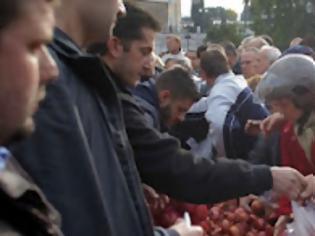 Φωτογραφία για Δωρεάν τρόφιμα, η άλλη όψη της Ελλάδας του Μνημονίου