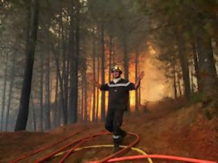 Φωτογραφία για Σε εξέλιξη η φωτιά στο Σοφικό Κορινθίας