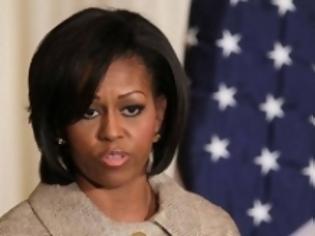 Φωτογραφία για Αστυνομικός σχεδίαζε να σκοτώσει τη Μισέλ Ομπάμα