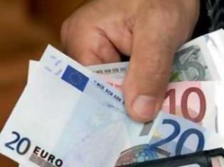 Φωτογραφία για ΕΣΕΕ: Επαναφορά του βασικού μισθού στα 701 ευρώ