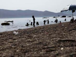 Φωτογραφία για Aνθρώπινα οστά ξεβράζει η θάλασσα στην Ηγουμενίτσα!