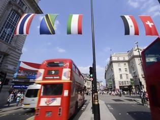 Φωτογραφία για London 2012 Olympics: Foreign office takes over in row after Taiwan flag on Regent Street is taken down
