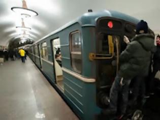 Φωτογραφία για Metro Surfing, μια νέα επικίνδυνη τάση