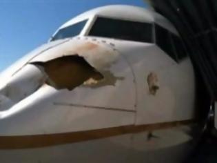 Φωτογραφία για Απίστευτη ζημιά από σύγκρουση αεροπλάνου με πουλί