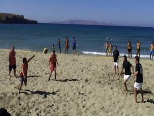 Φωτογραφία για ΕΡΥΘΡΟΛΕΥΚΟ BEACH SOCCER ΣΤΟ ΗΡΑΚΛΕΙΟ!