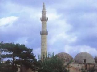 Φωτογραφία για Βάνδαλοι σύλησαν ισλαμικό τέμενος με κεφάλια γουρουνιών