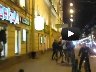 Φωτογραφία για VIDEO: Κάτι δεν πάει καλά στους δρόμους της Ρωσίας…