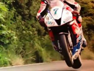 Φωτογραφία για Isle of Man TT: Ο καλύτερος αγώνας με μοτοσυκλέτες στον κόσμο [video]